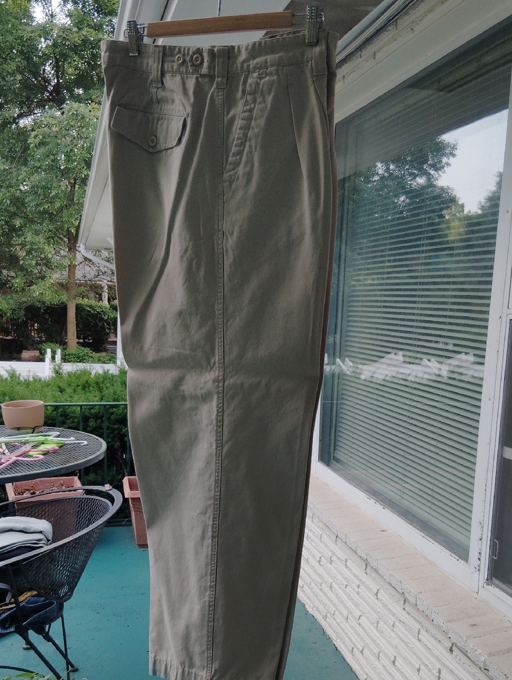 Women's Casual Pleated Chino Pants - Olive